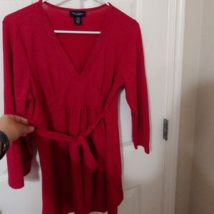 Dressy maternity shirt